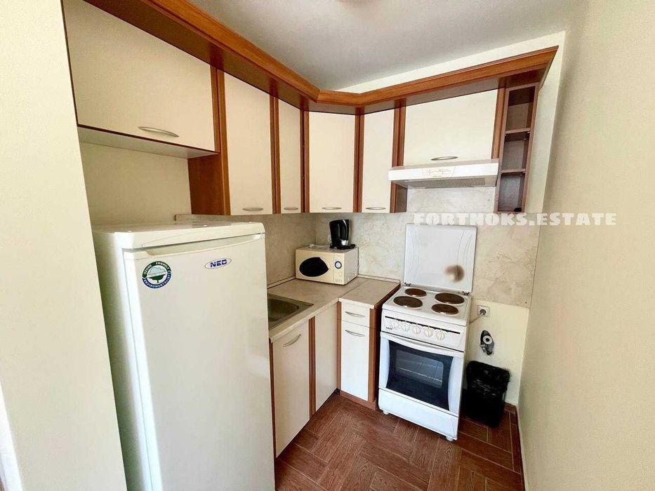 Нерухомість в Болгарії Елените Сонячний Берег Святий Влас