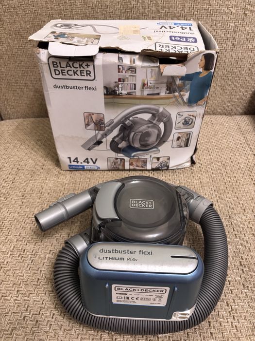 Акумуляторний пилосос Black+Decker