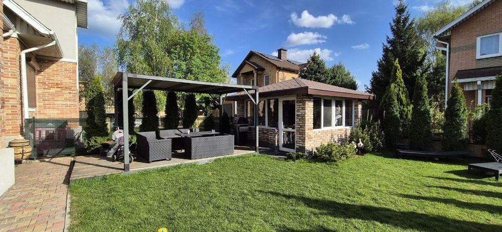 Продам таунхаус с ремонтом в котеджном посёлке Золотые Ключи