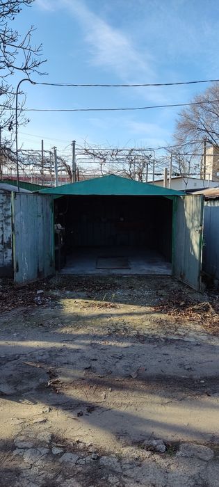 Продам гараж в 7 кооперативе на Репина возле Окко