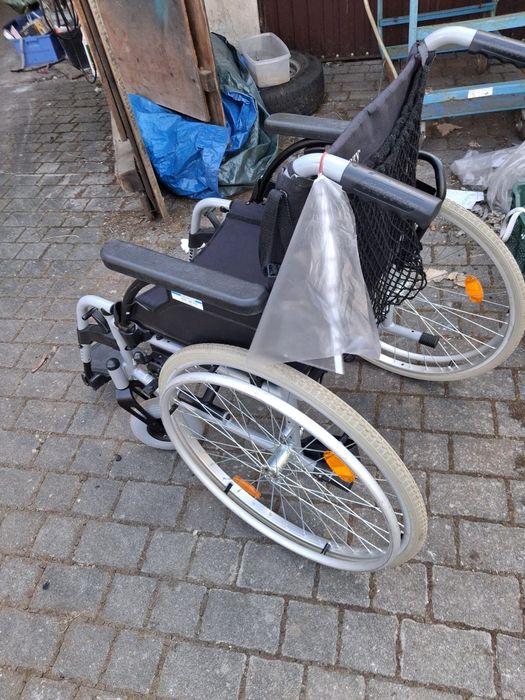 Wózek inwalidzki Breezy