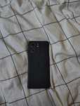 Motorola edge 40 z lekko ubitym ekranem