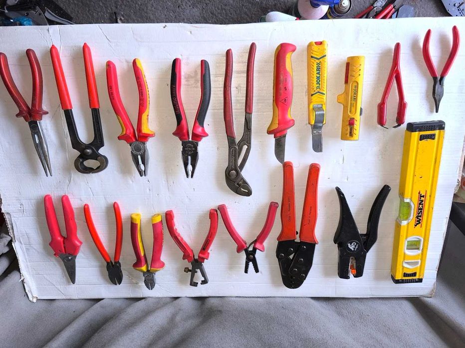 Engelbert Strauss Walizka narzędziowa na kółkach+ narzędzia