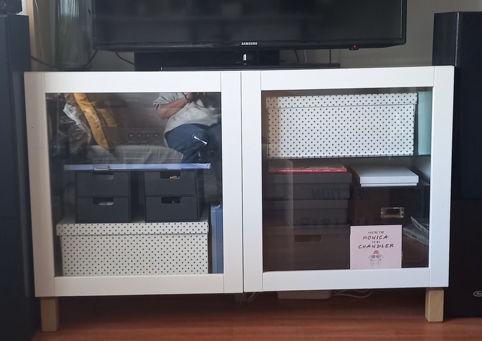 Szafka witrynowa Besta wys 76 cm dł. 120 cm gł 41.5