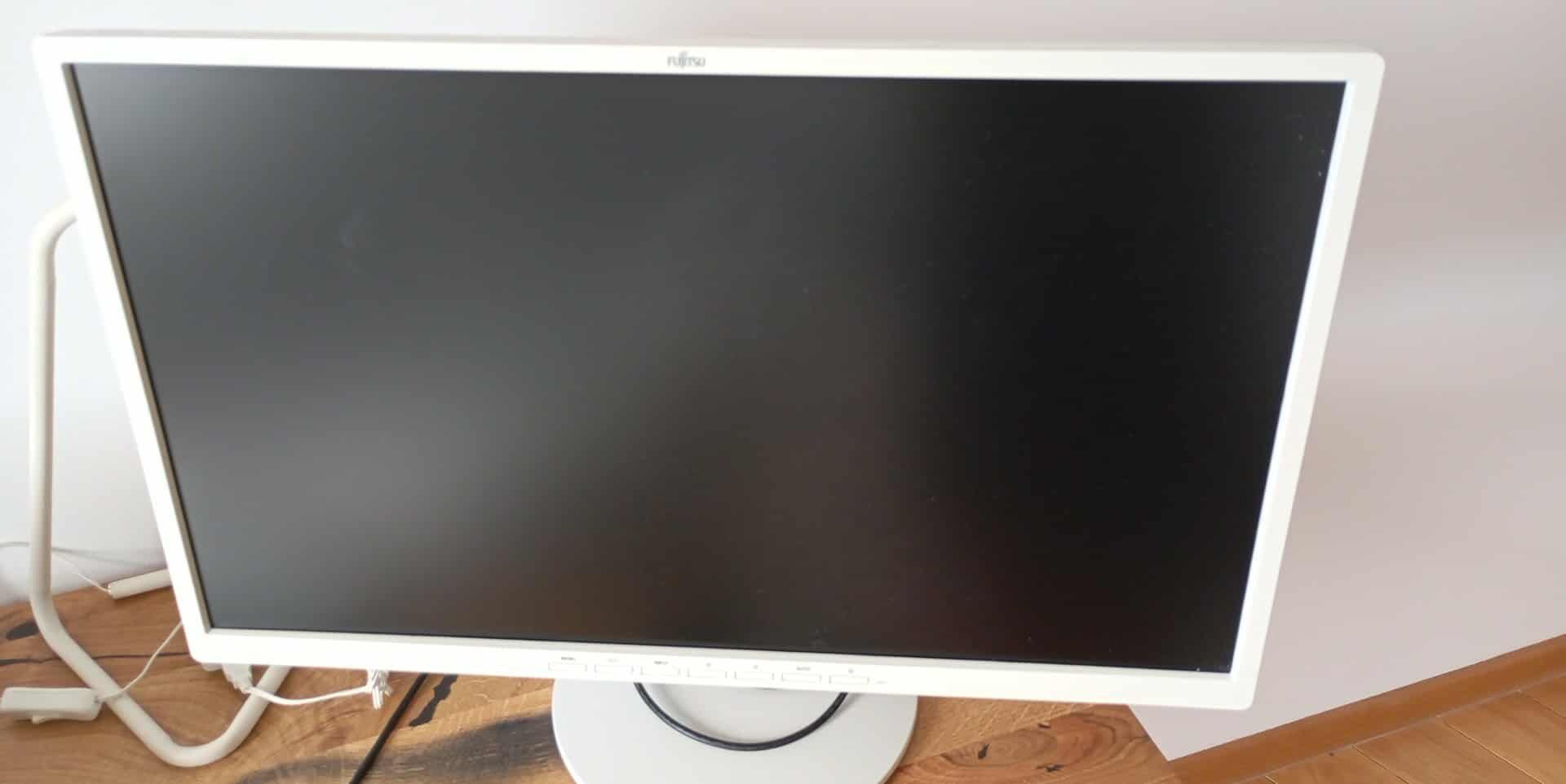 Monitor Fujitsu 24 cale