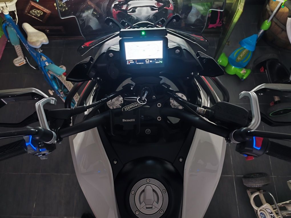 Benelli TRK 702X