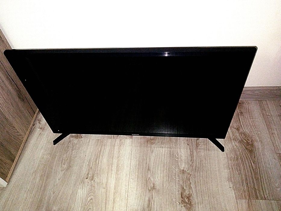 Tv samsung 32 całe z tunerem dvbt2