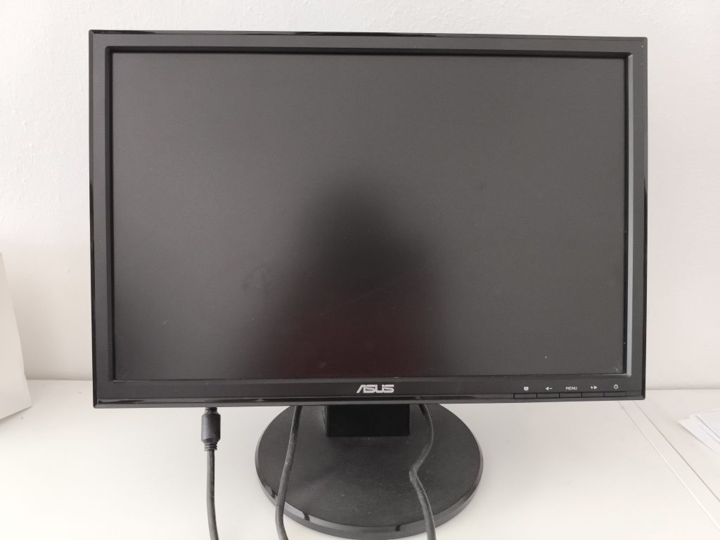 Monitor PC ASUS em bom estado