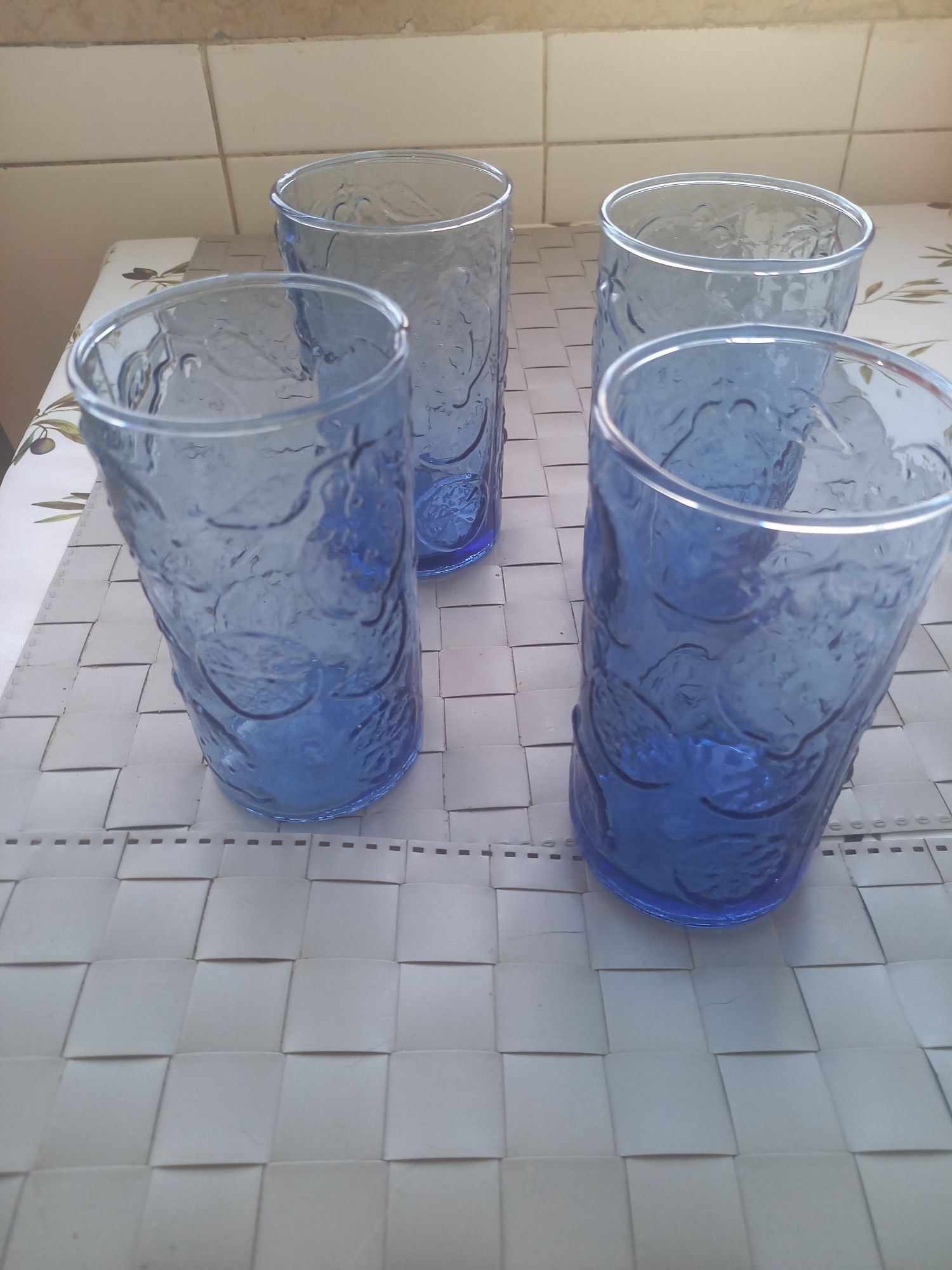 Conjunto de jarro com copos