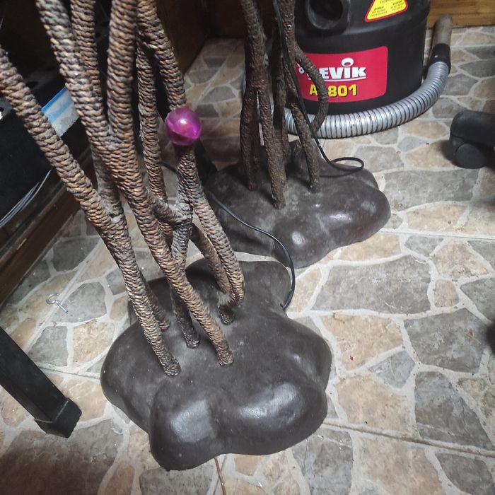 Candeeiros rosa de pé alto
