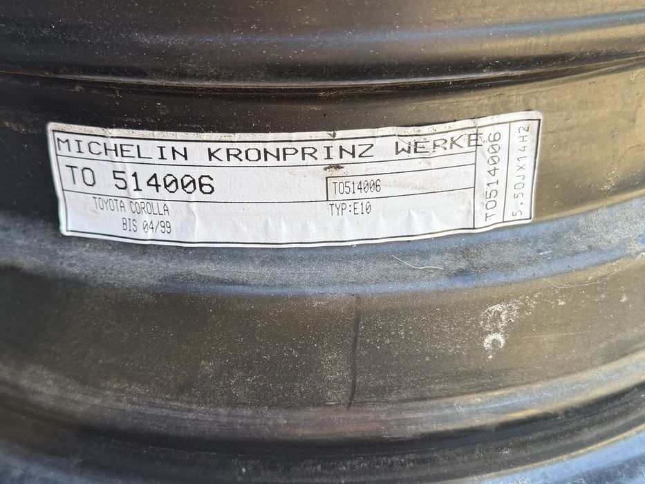 Felgi stalowe Michelin Toyota corolla R14