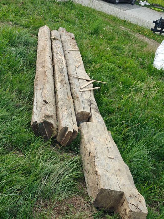 Belki, deski, drzewo z rozbiórki domu z lat 50