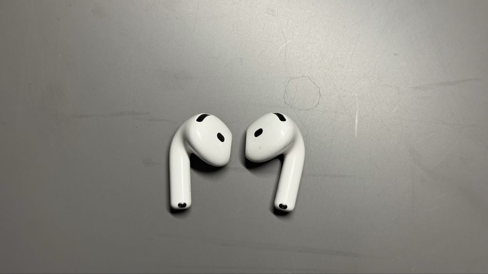 Air Pods generacja 4 ANC aktywna redukcja szumu