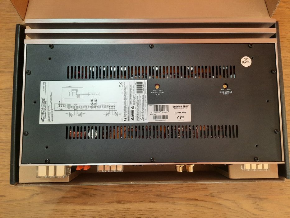 Продам усилитель Ground Zero GZUA 4SQ