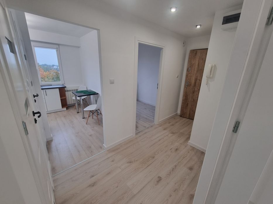 2 niezależne pokoje po remoncie z balkonem dwustronne Borek Tańskiego