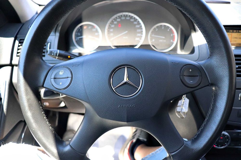 Mercedes-Benz C200 CDI BlueEFFICIENCY 2.2
