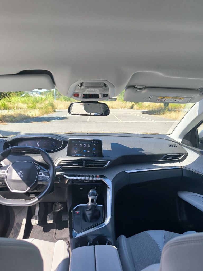 Peugeot 3008 1.5 BlueHDi