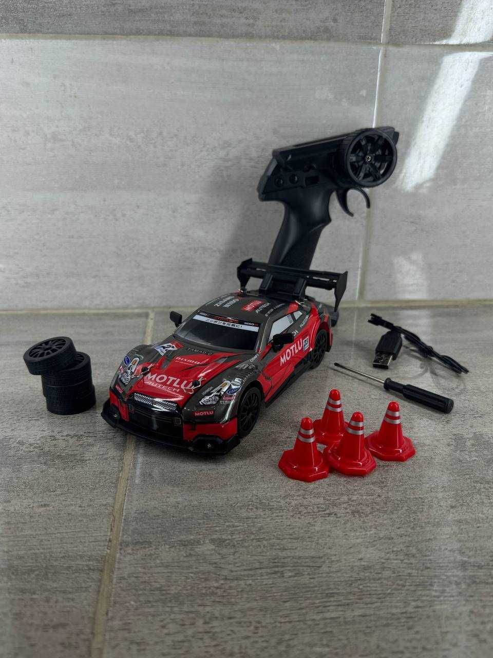 Дрифт машинка Nissan GTR | 1:24 | LED підсвічування | Новинка + Бонус!