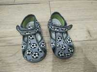 Buty kapcie RenBut 23