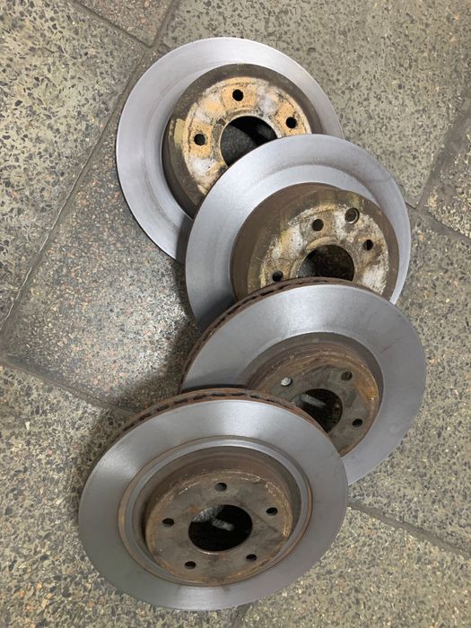 Гальмівні диски Nissan Qashqai j10 1,6