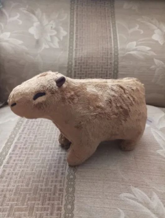 Мягкая игрушка капибара