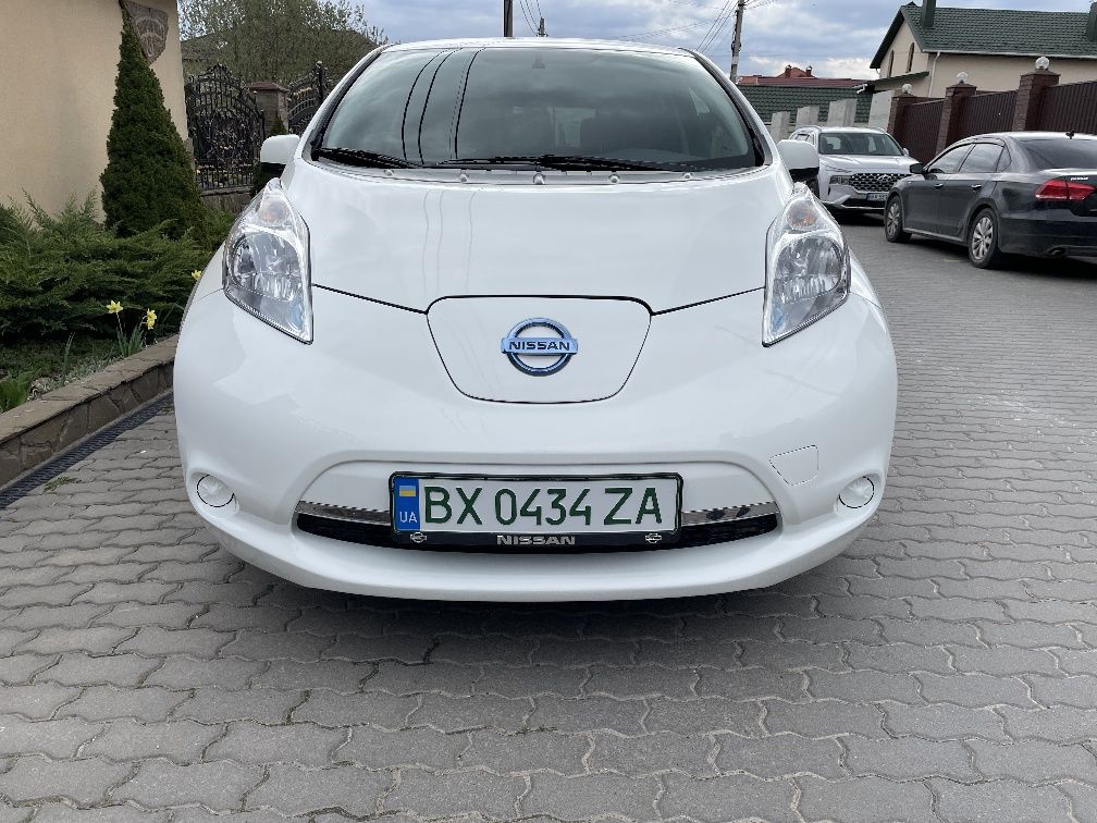 Nissan leaf 2015