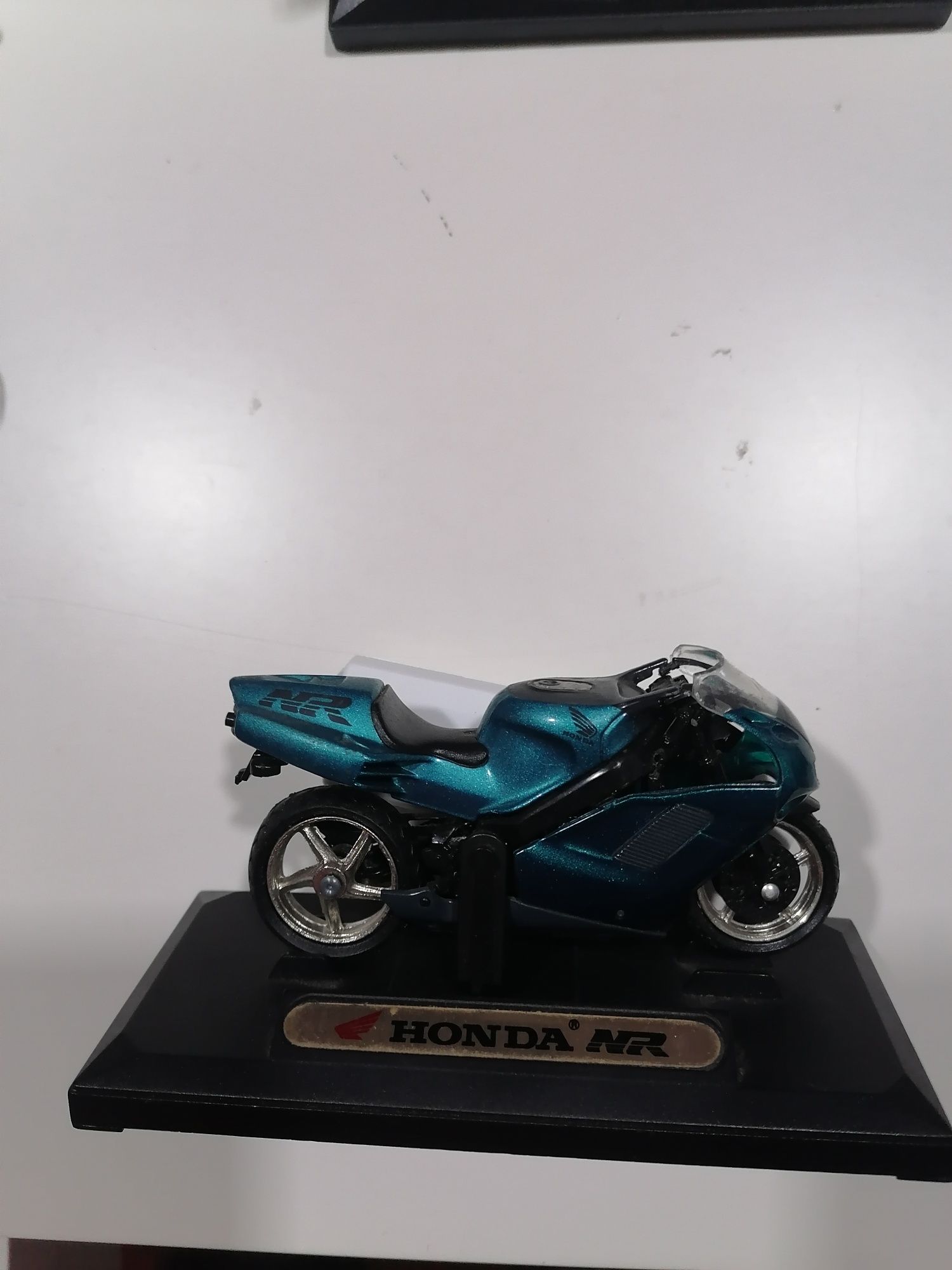 Miniaturas de motas escala 1 18