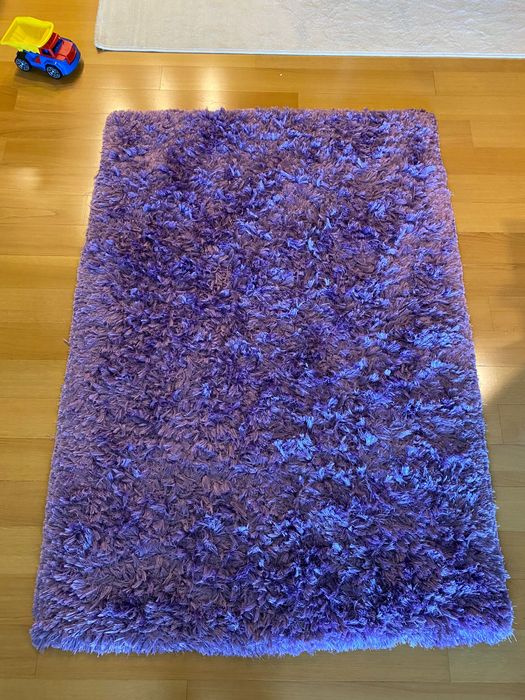 Tapete lilás 2m por 1,40m. Alta qualidade