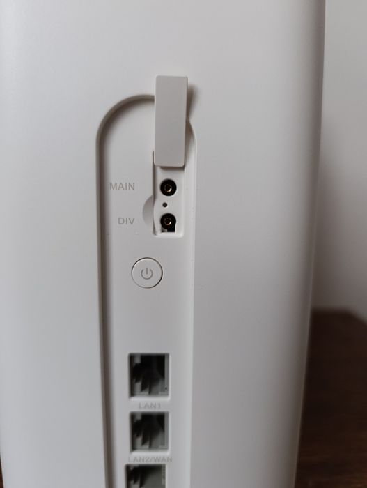 Router Huawei B818-263 bez simlocka na kartę sim.