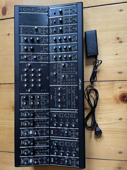 Behringer System 35 na gwarancji.