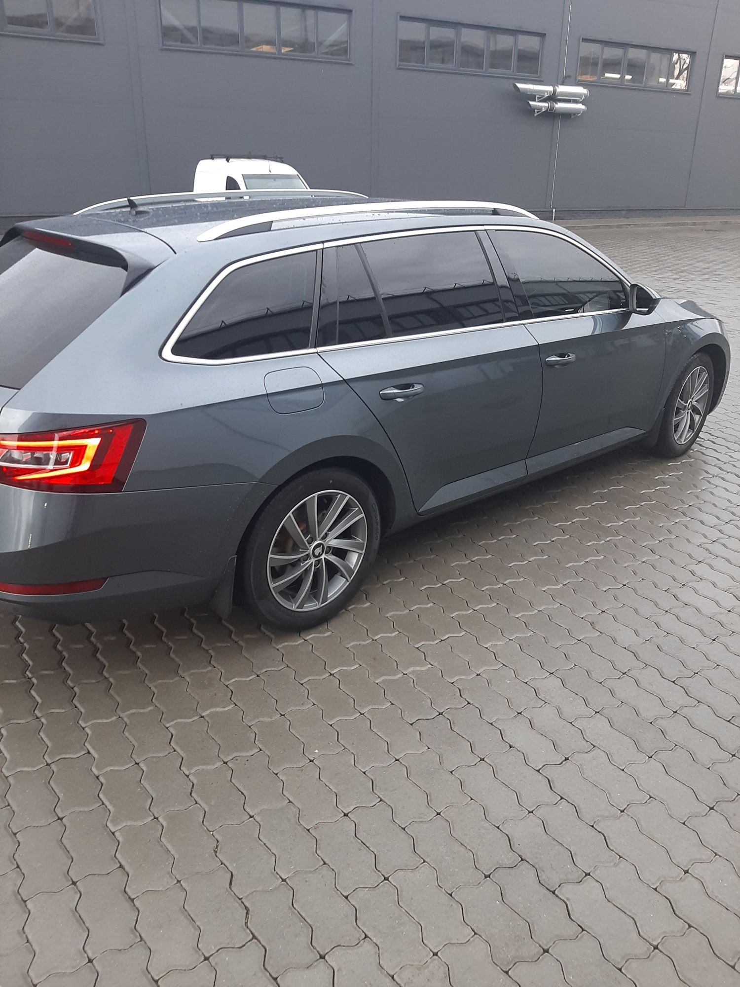 Продам авто skoda superb