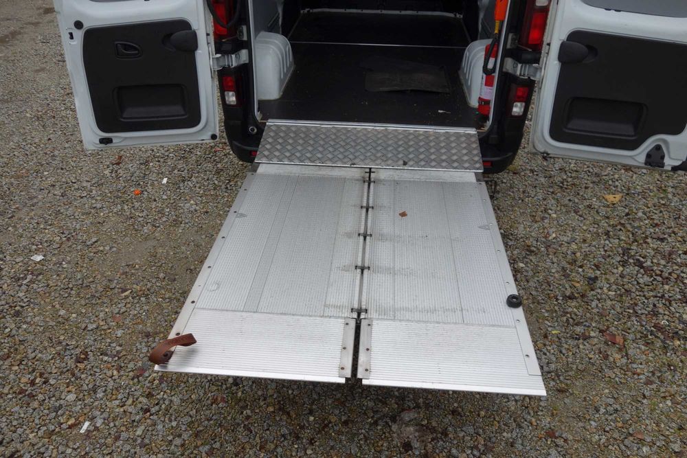 Winda Dhollandia 500 kg. Kilka szt  platforma Klapa  Bus Trafic Vivaro