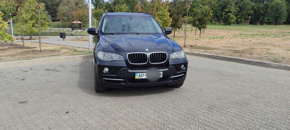 BMW х5 е70 продам