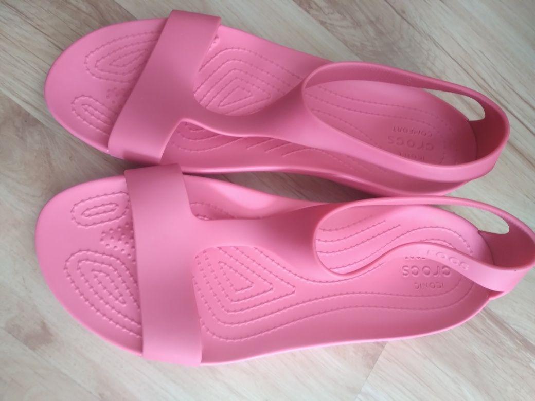 Sandały baleriny Crocs W-10 roz 40-41