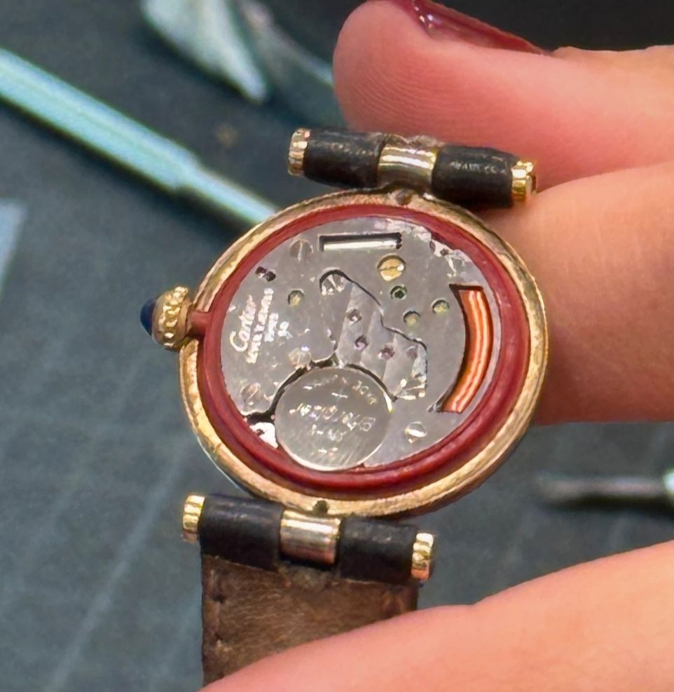 Relogio must cartier vendome
