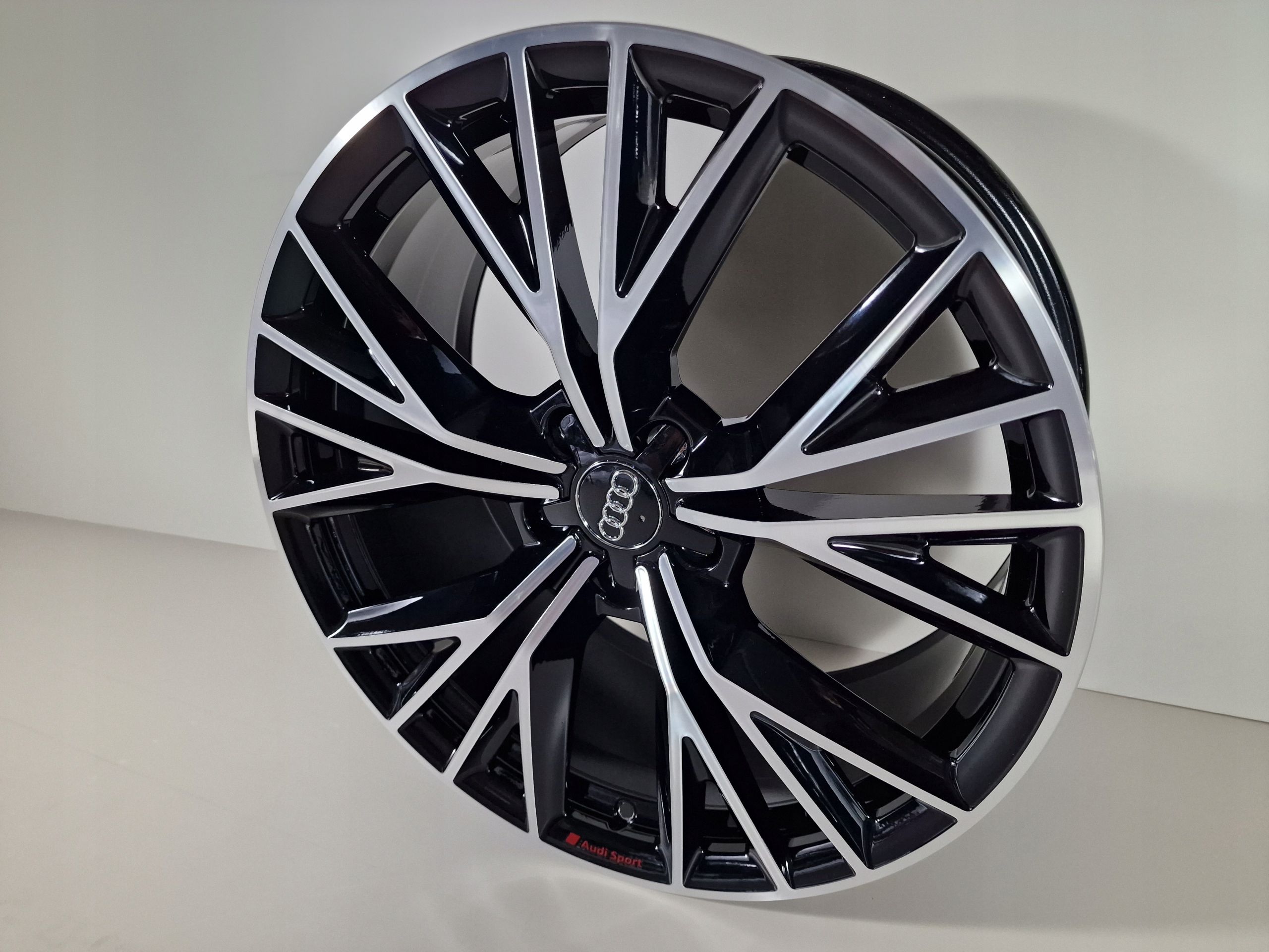 Oryginalne Felgi Audi 20 A4 A5 A6 A7 A8 Q3 Q5 Q7