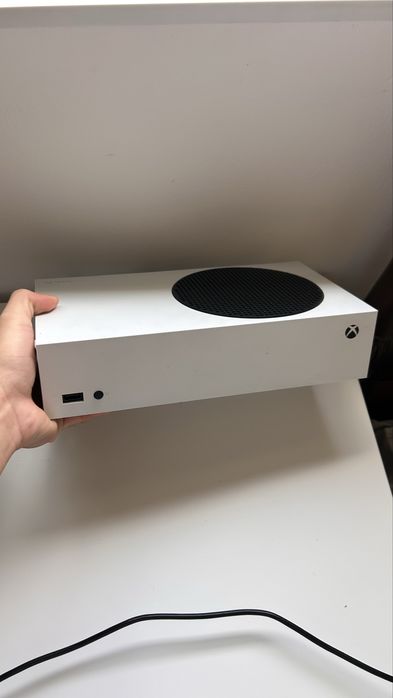 Setup gamer completo! XBOX Serie S + Monitor 180hz Curvo