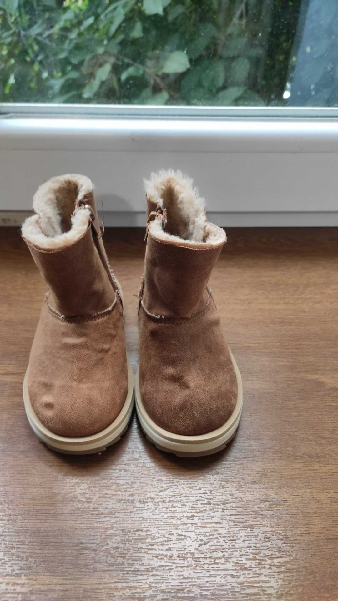 Уггі/Чоботи/Ugg Zara 21р.