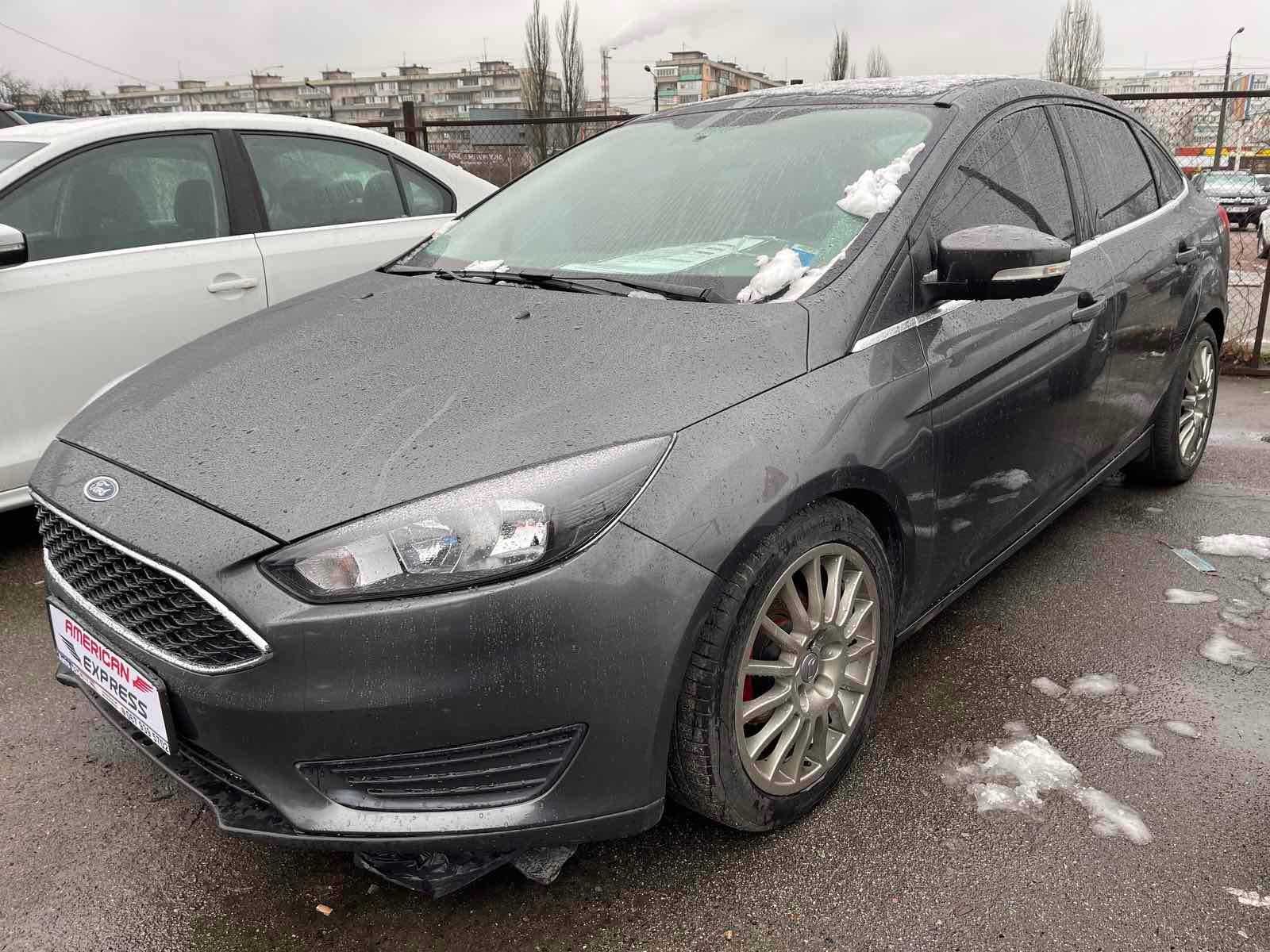 FORD FOCUS titanium