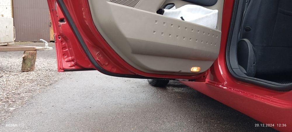 Рено Меган 2 .1.6 бензин