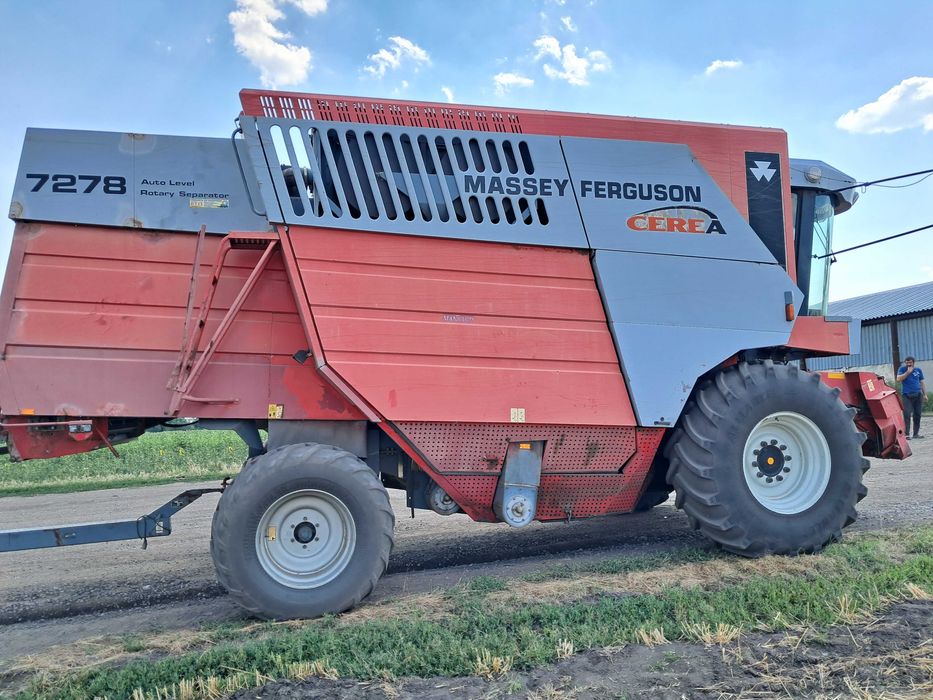 Продам уомбайн Massey Ferguson 7278