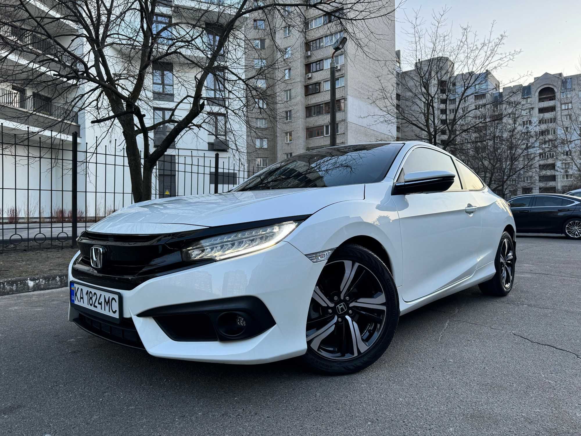 Honda Civic купе 2017 рік, максимальна комплектація