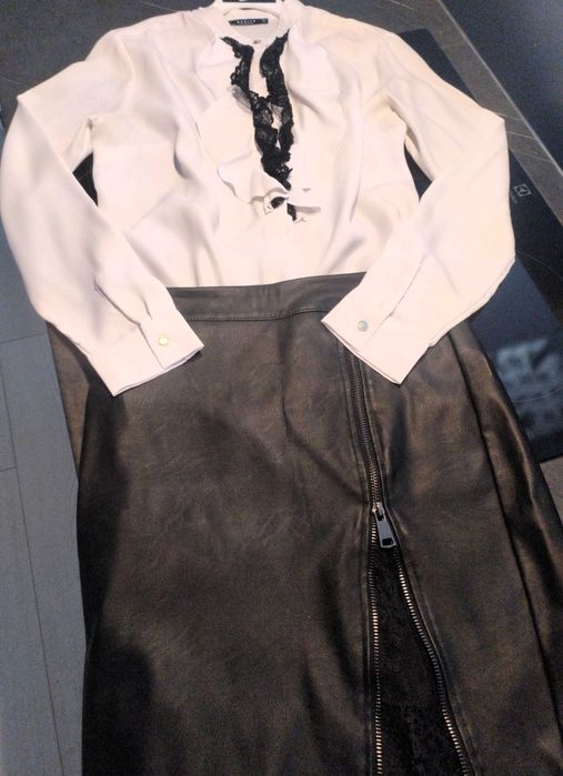 Czarno-biały komplet z koronką