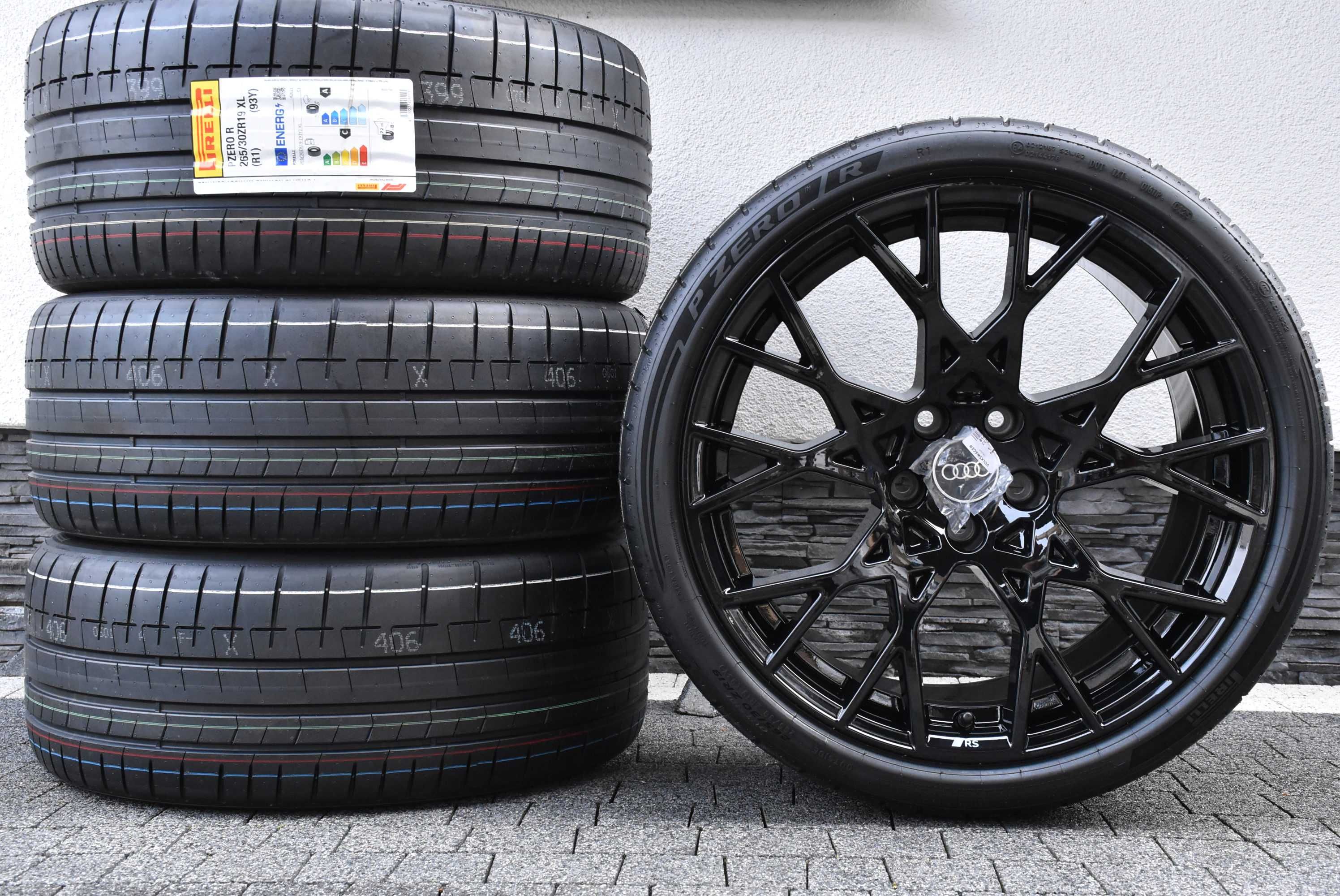 Nowe koła OEM Audi RS3 Performance 8Y0 19" NOWE Pirelli R1 dot2025