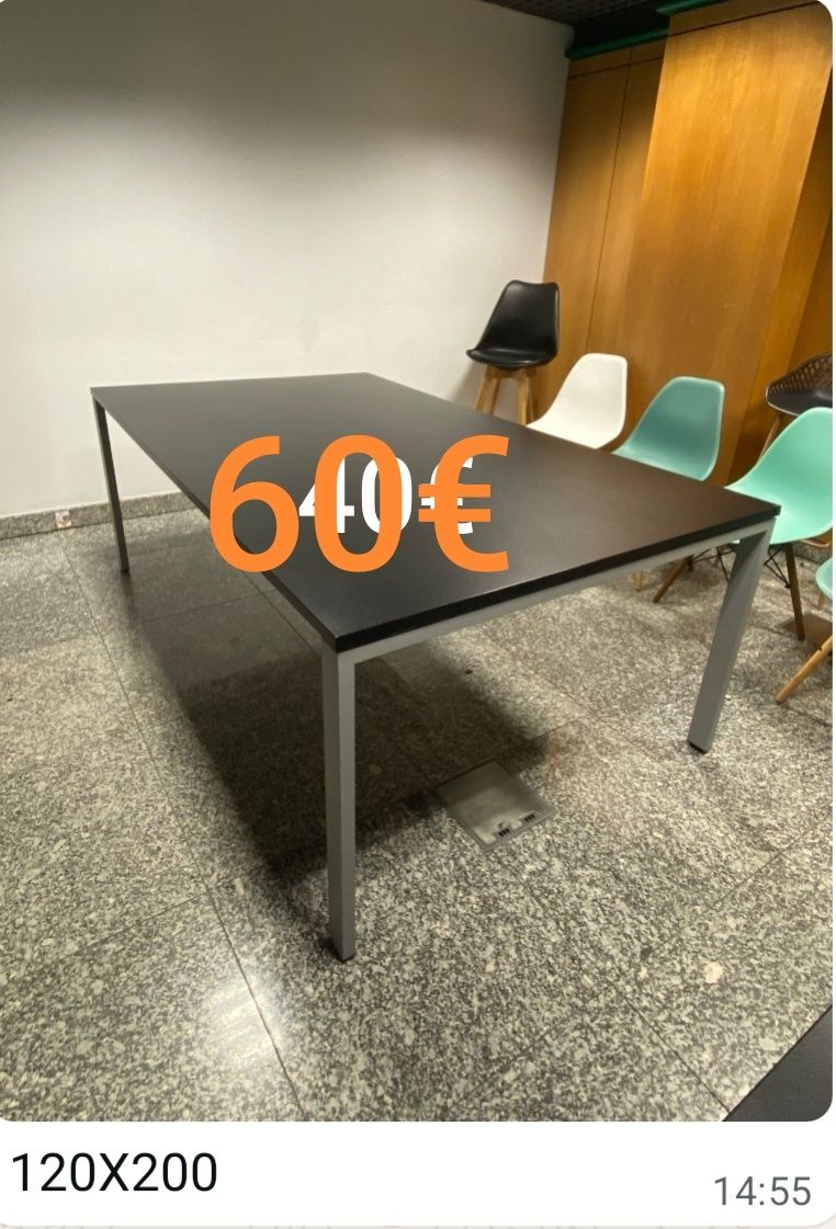 Mesas de escritório , e cadeiras