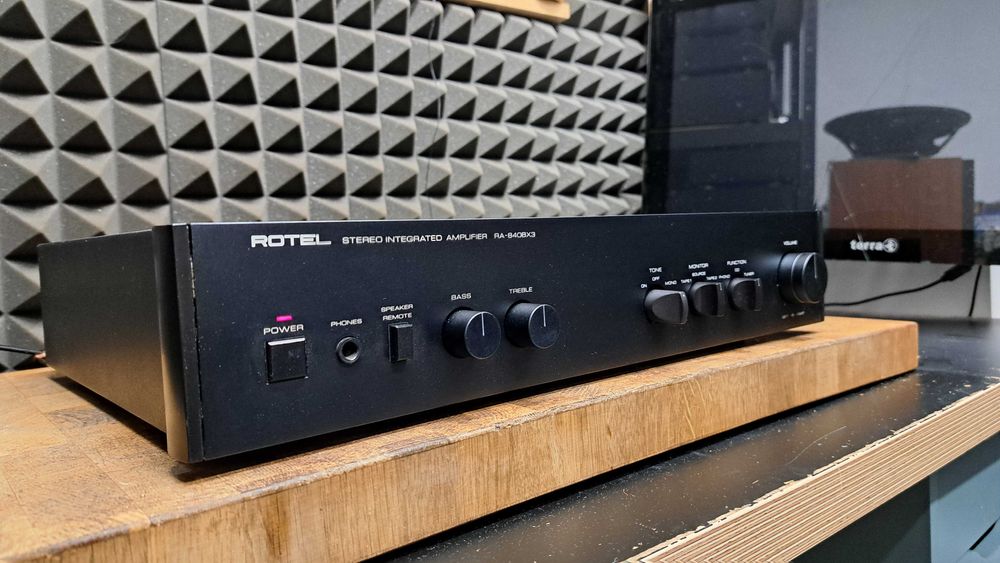 Wzmacniacz Rotel RA-840BX3