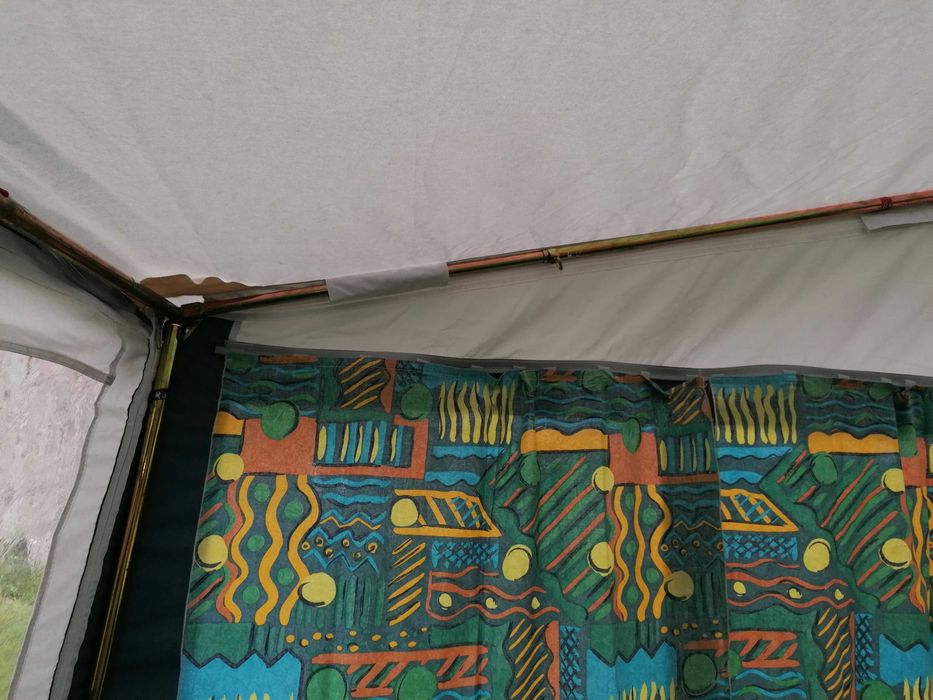 Przedsionek do przyczepy kempingowej pelny caloroczny