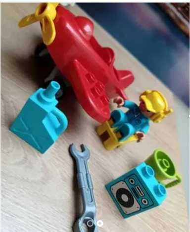 Lego Duplo 2 zestawy: wóz strażacki, mini samolot z warsztatem