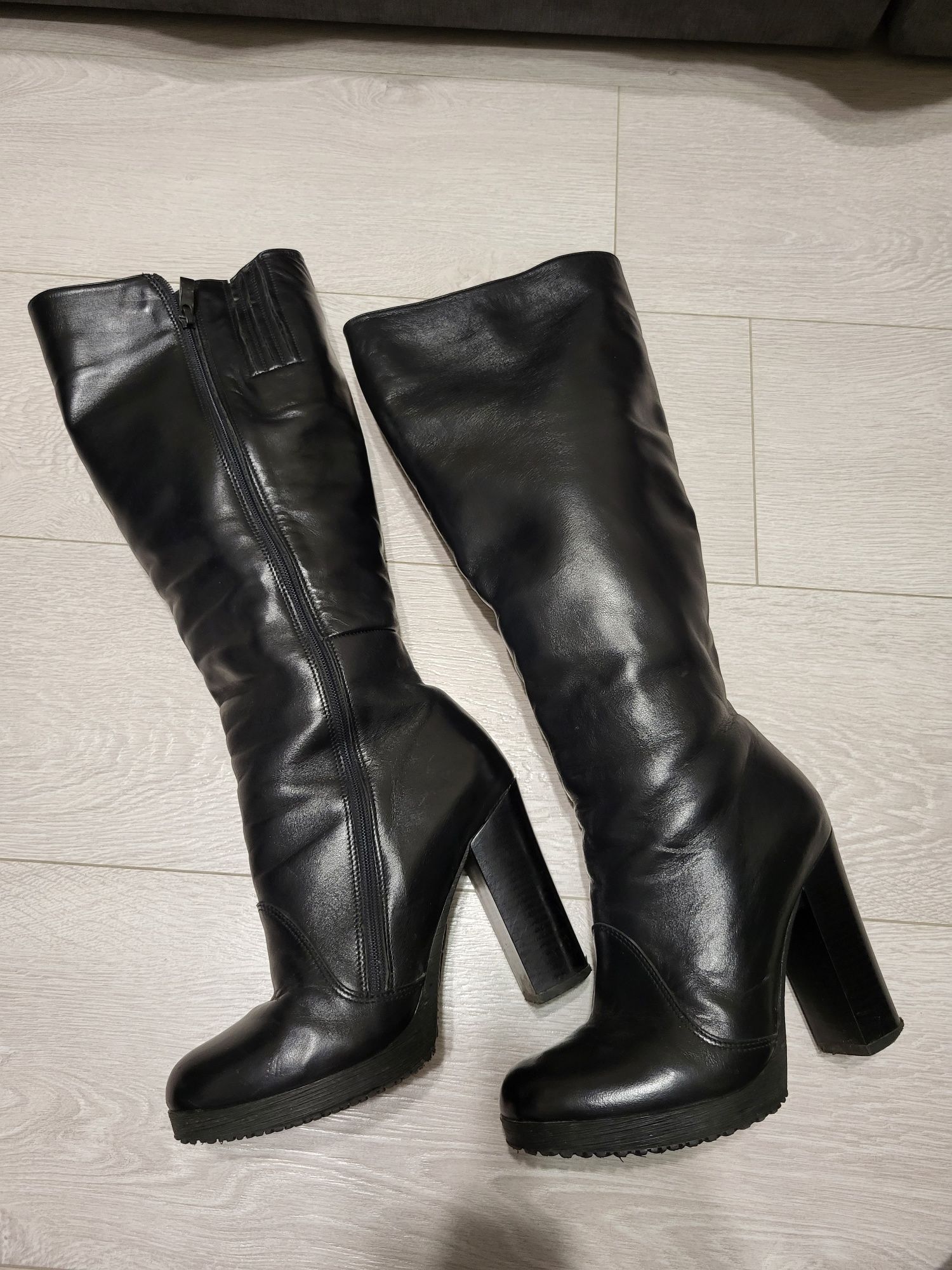 Шкіряні  зимові жіночі чоботи OLTEYA  / сапоги