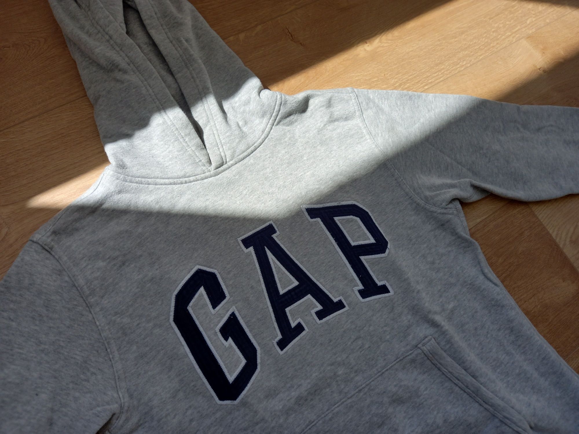 Sweat com capuz Gap